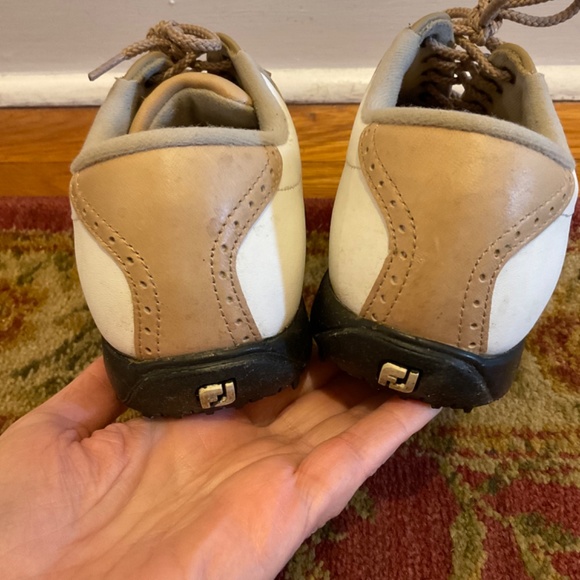 FootJoy Golf Shoe Cleats - Women Sz 7.5 - Classic White Tan Summer Series - Picture 3 of 9